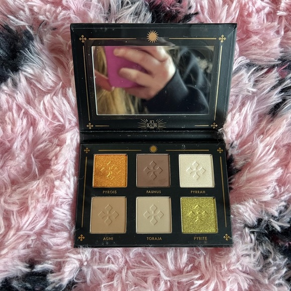 Eyeshadow Palette Bundle - Picture 8 of 11